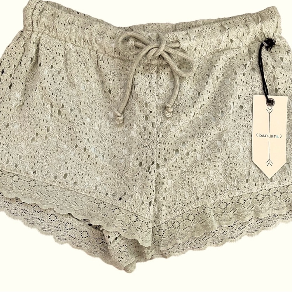 Anthropologie Lace Shorts NWT